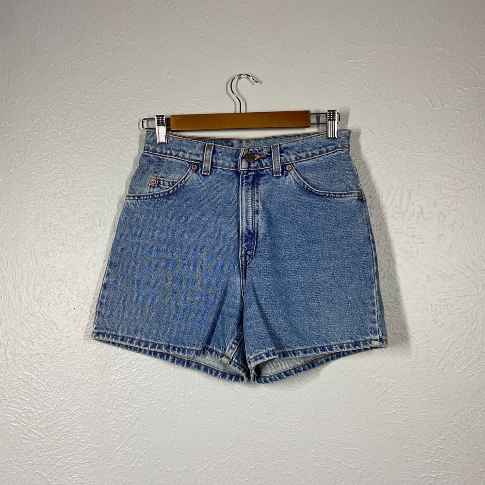 Levi's - High Waist Denim Short - Size 8